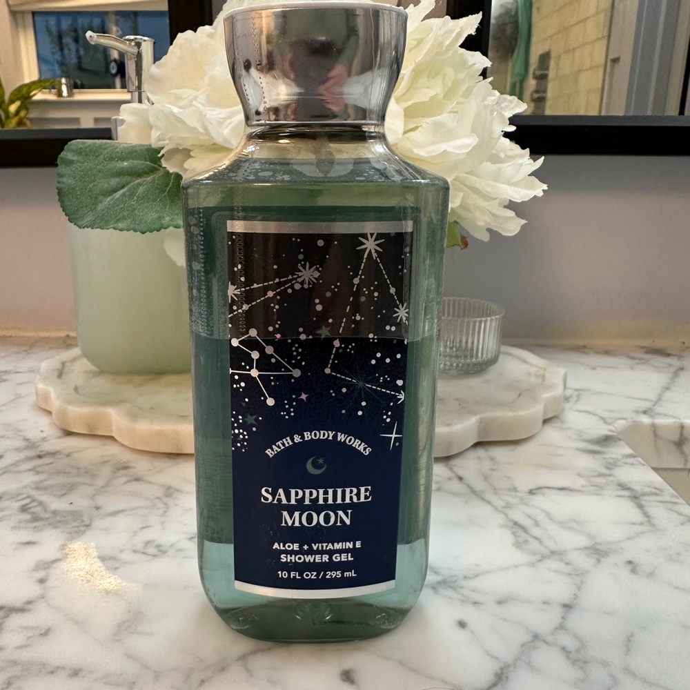 Bath & Body Works Sapphire Moon Shower Gel